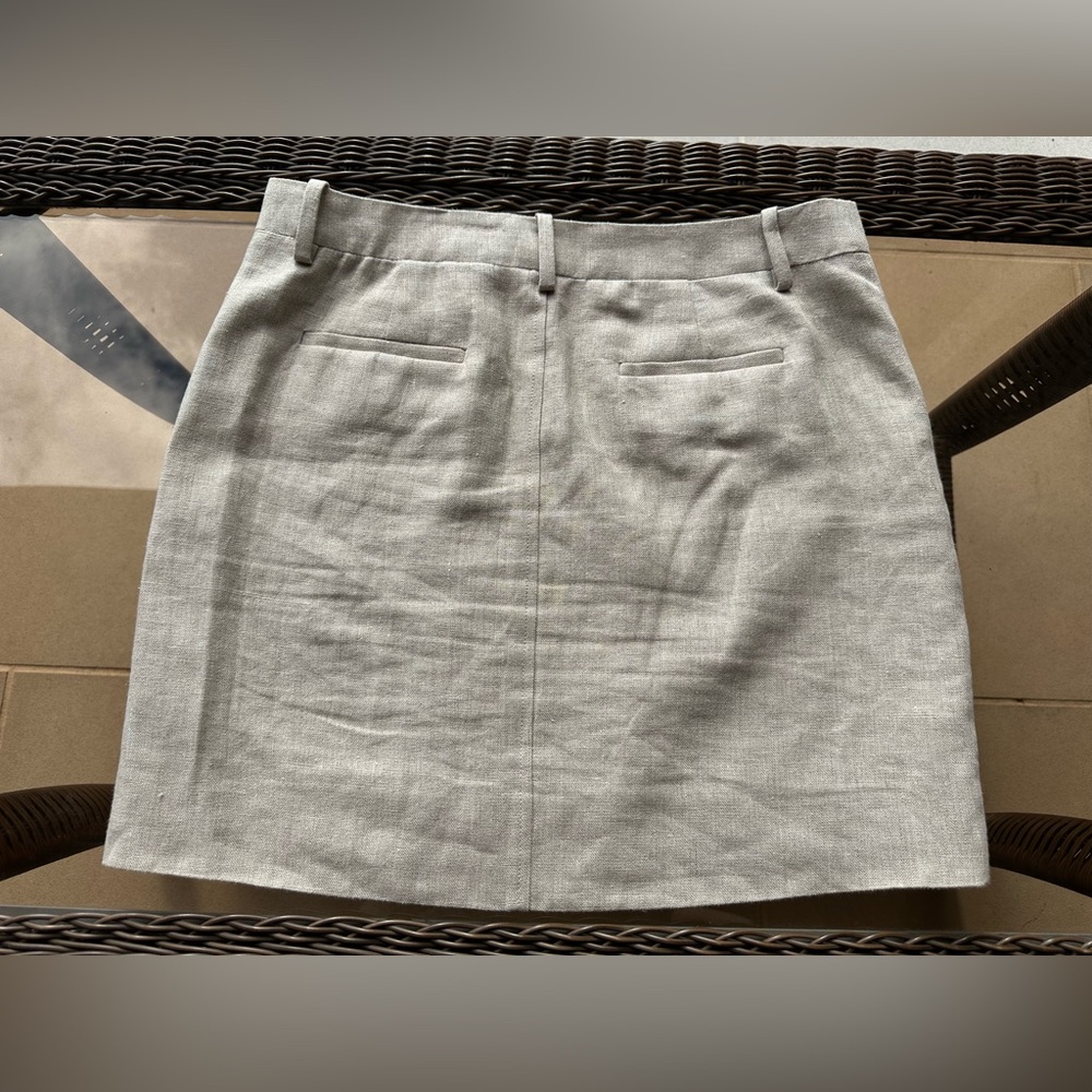 J. Crew Motorcycle Style 100% Linen Mini Skirt with Gold Accents (Size 6) - Picture 4 of 7